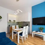 Lights Topolowa 8 *