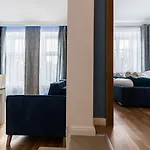 Lights Topolowa 8 Apartamento Cracovia