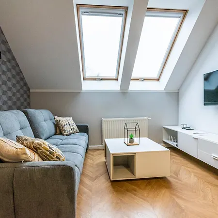 Lights Topolowa 8 Apartman