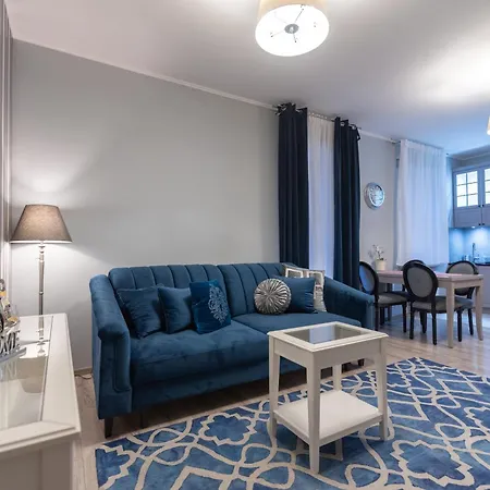 Lights Topolowa 8 Apartman *